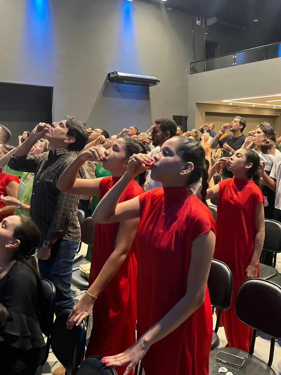 Momento de comunhão da congregação